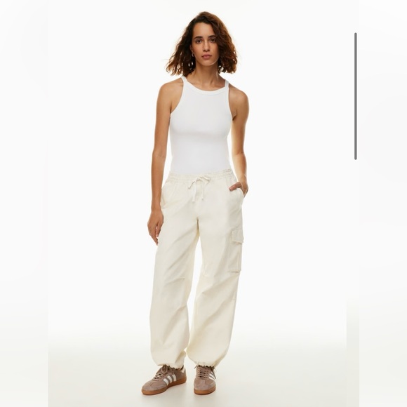 Aritzia Cassian Cargo Pants - Picture 3 of 3